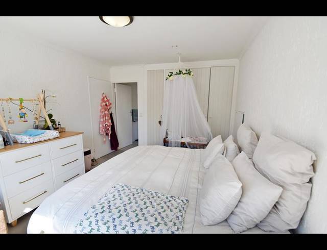 2 BEDROOM HOUSE FOR SALE IN MORNINGSIDE